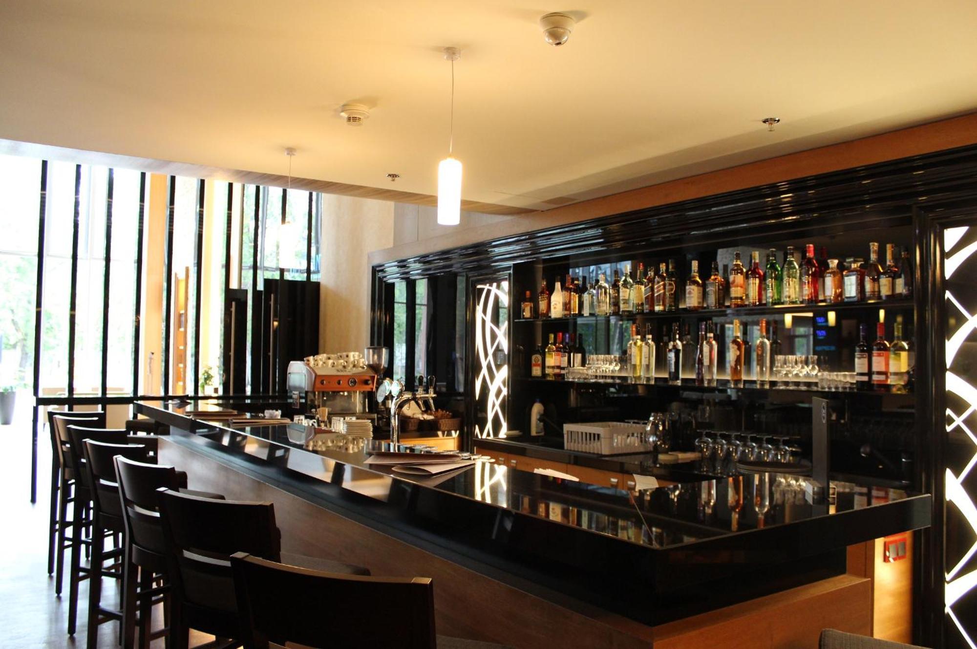 Four Points By Sheraton és Konferenciaközpont Hotel 4*