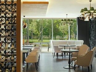 Four Points By Sheraton és Konferenciaközpont Hotel 4*